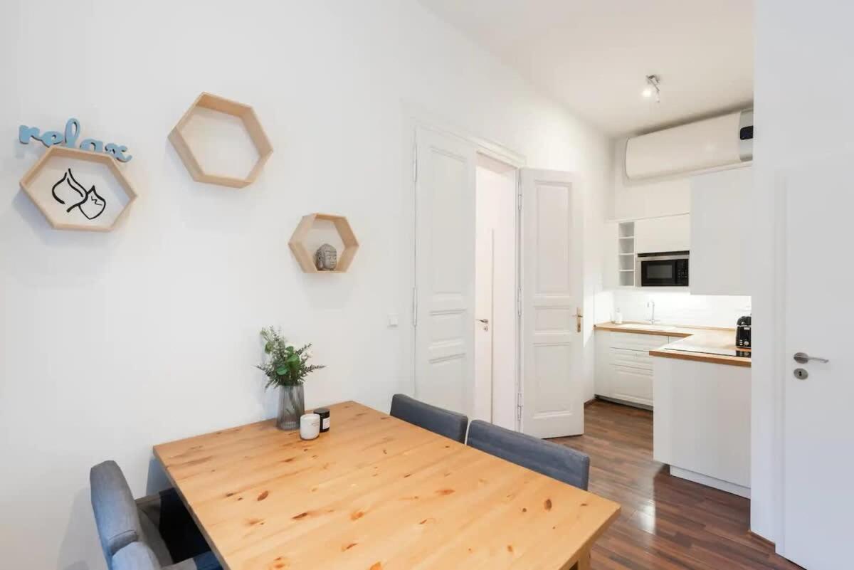 Metropolitan With Amenities Appartamento *