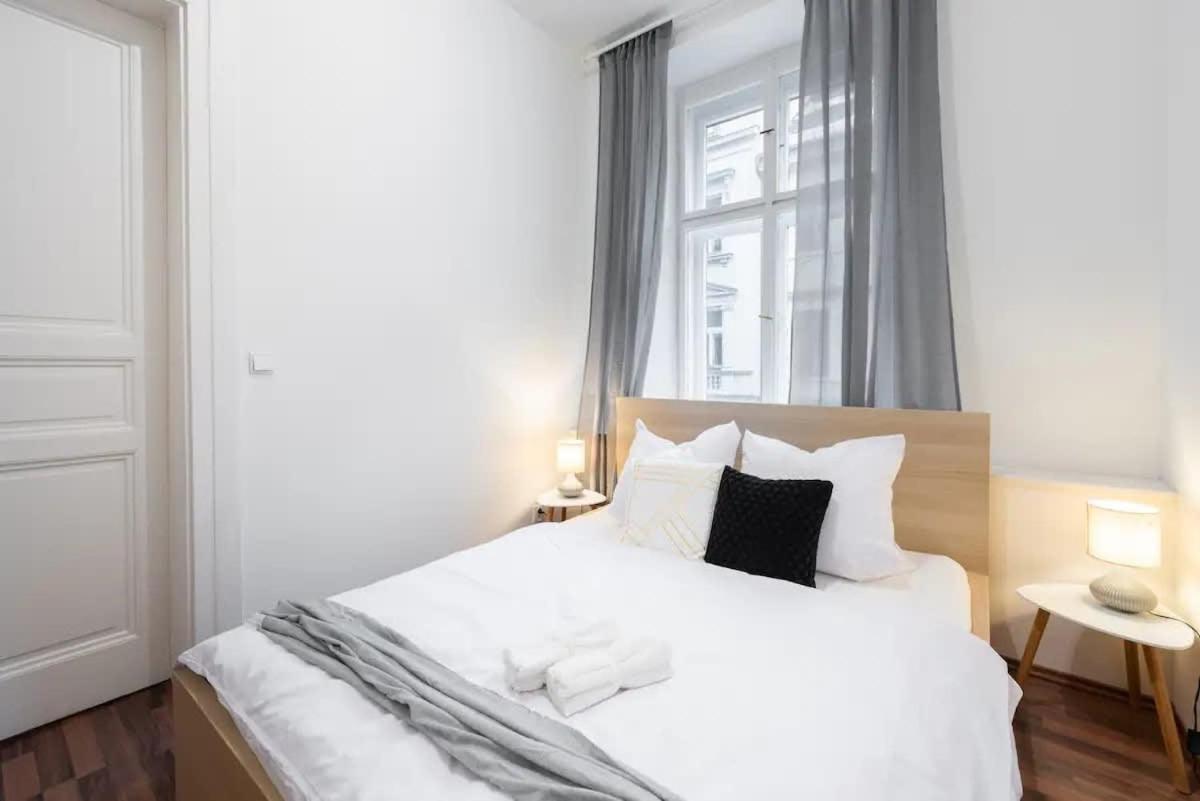 Metropolitan With Amenities Praga
